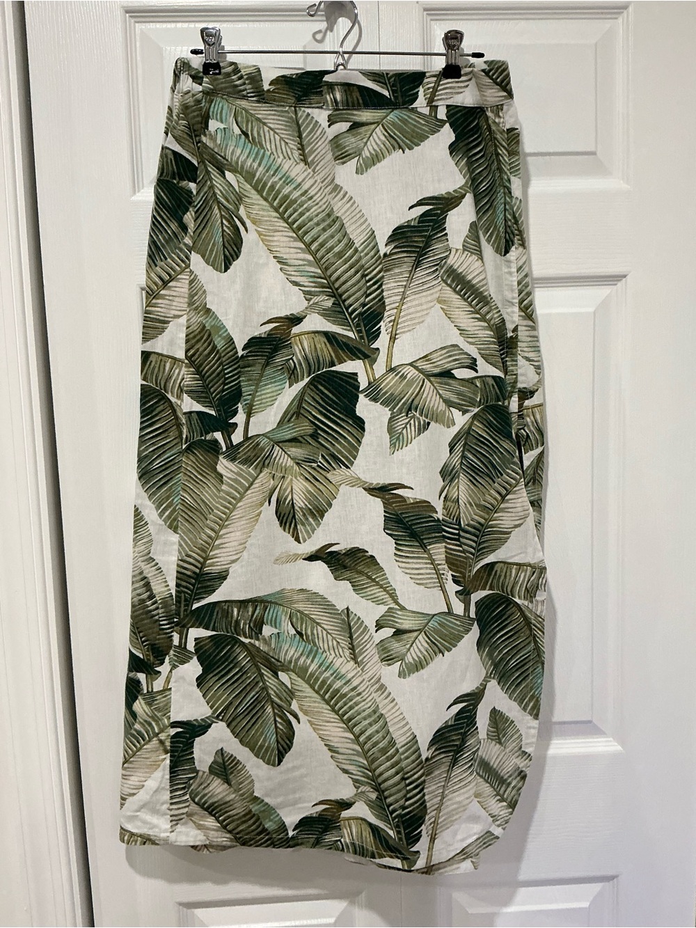 Tommy Bahama  Tropical Long Skirt with Green Leaf Print - Size M